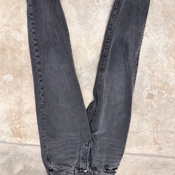 Levi's Denim - Levi's Women's Straight Jeans in Dark Charcoal